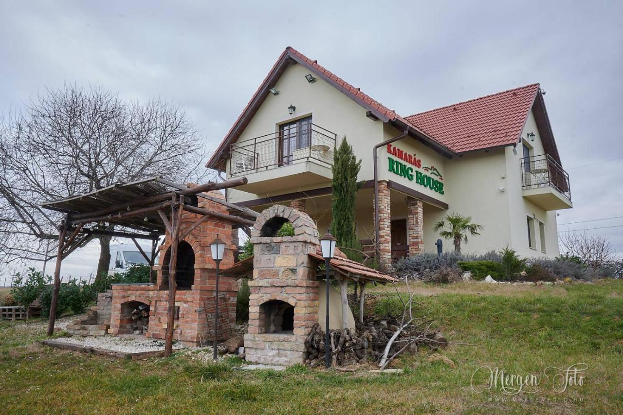 Kamaras Ring House Bed and Breakfast Mogyoród Eksteriør billede